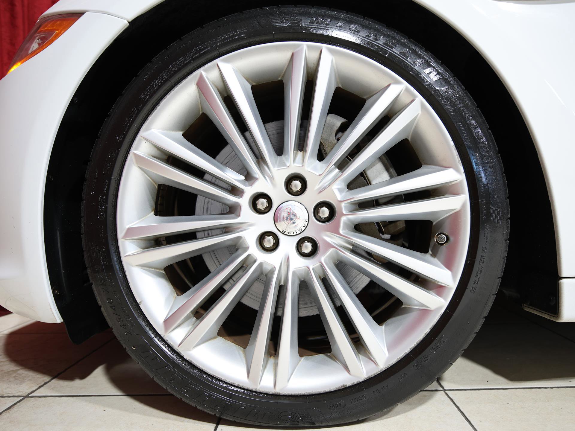 Used 2015 Jaguar XJ L Portfolio image 7