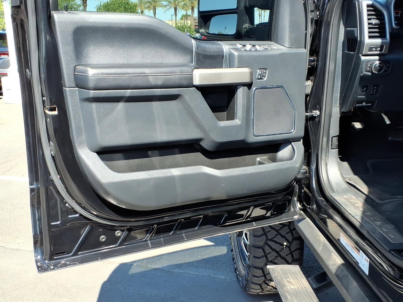 Used 2022 Ford F450 Platinum w/ FX4 Off-Road Package AWD/4WD image 23