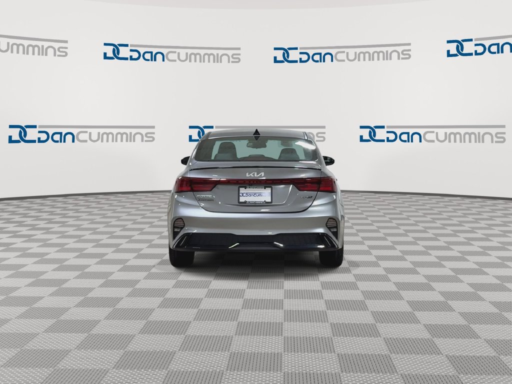 Used 2024 Kia Forte GT-Line w/ GT-Line Premium Package FWD image 7