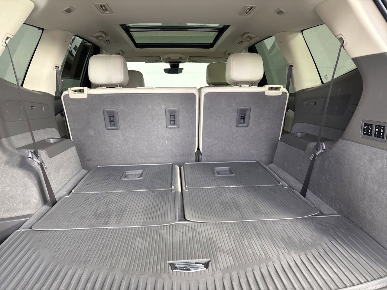 Used 2023 Cadillac XT6 Premium Luxury w/ Technology Package image 24