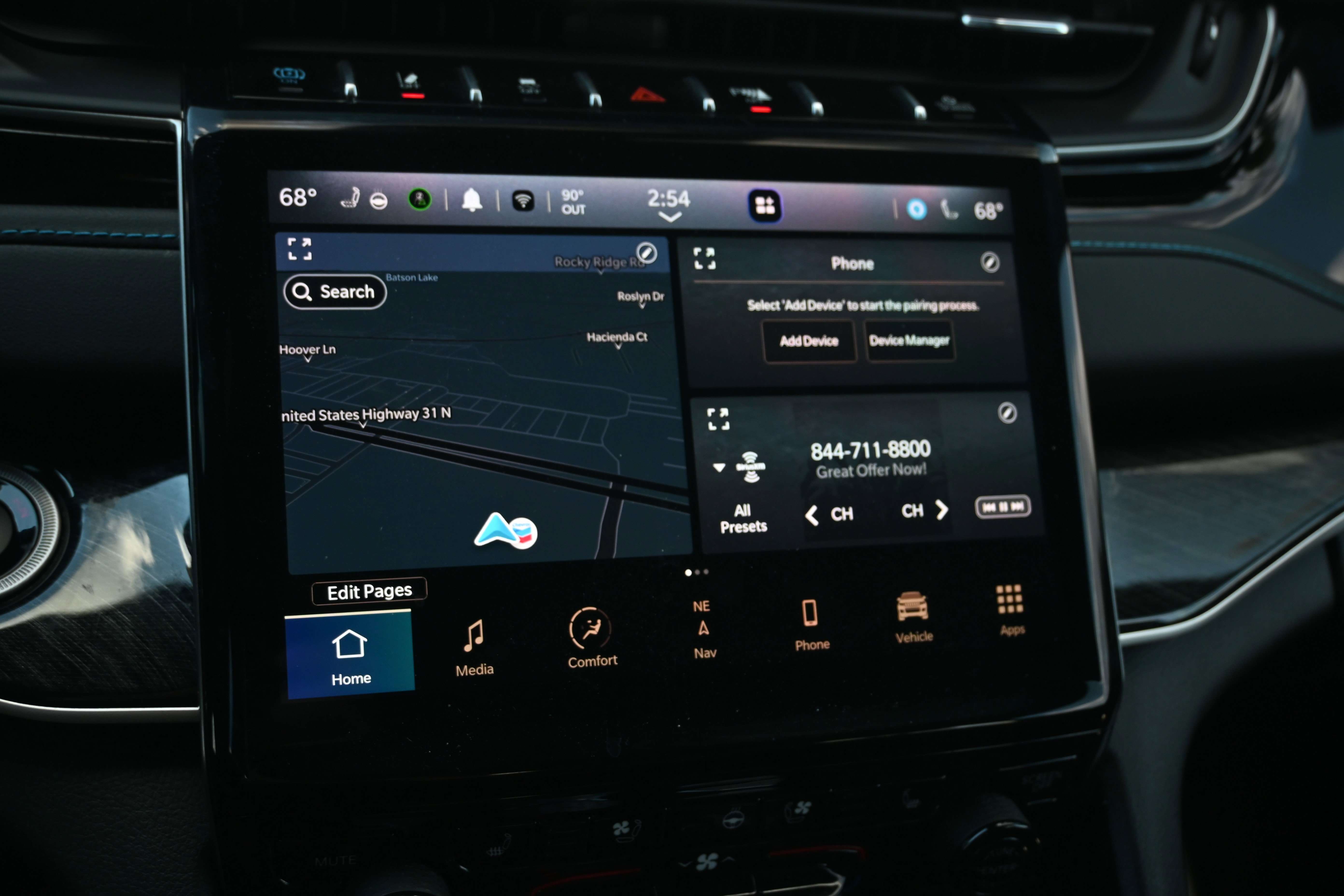 Used 2024 Jeep Grand Cherokee Trailhawk w/ Luxury Tech Group III image 8