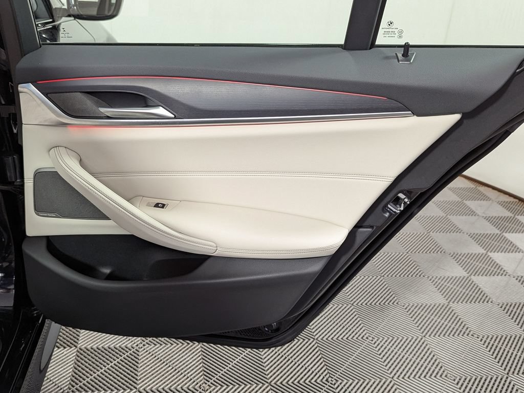 Certified 2023 BMW 540i xDrive w/ M Sport Package AWD/4WD image 44