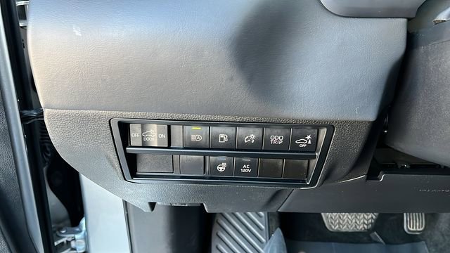 Used 2023 Toyota Tundra Platinum image 8