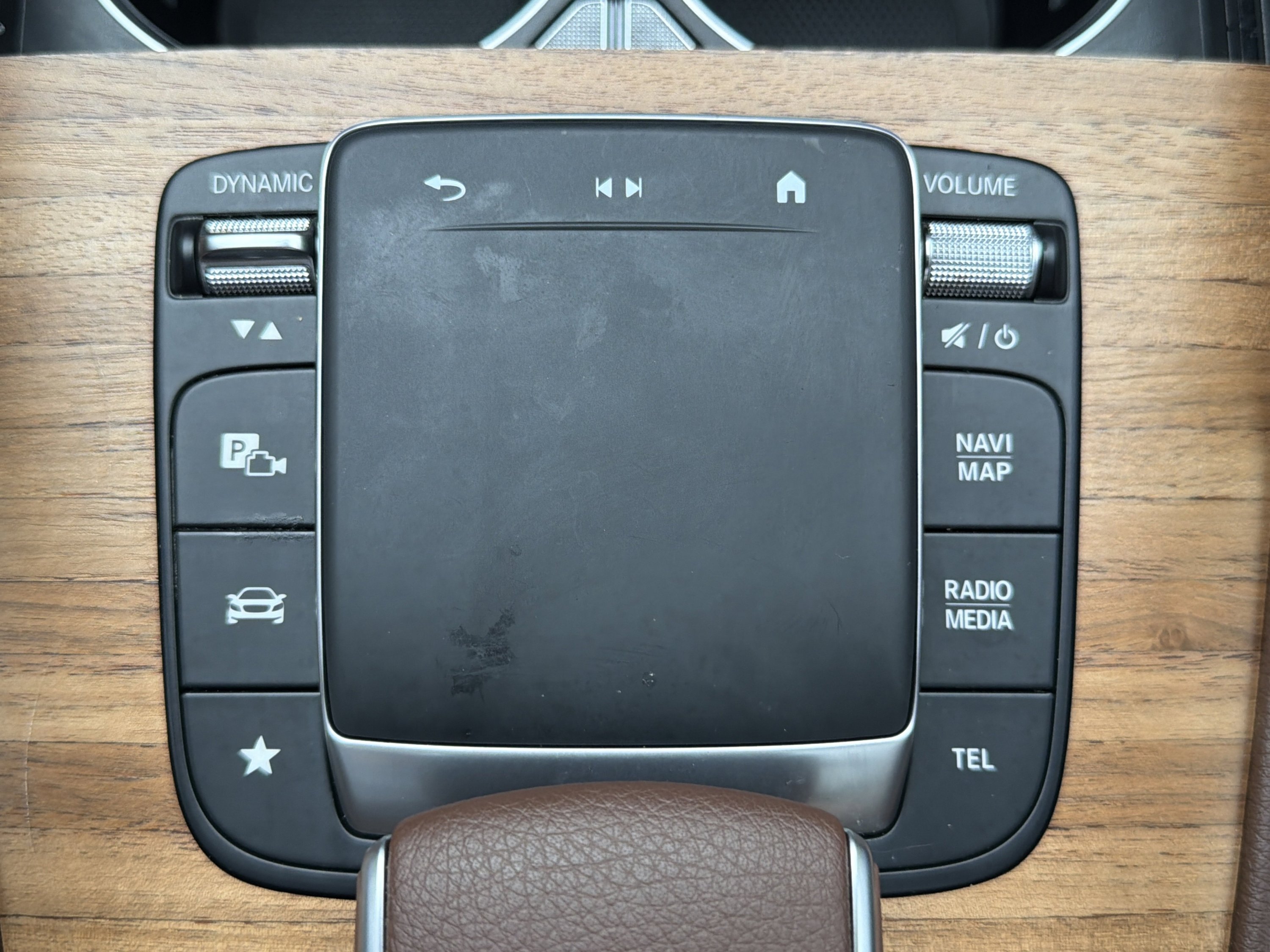 Used 2024 Mercedes-Benz GLE 450e 4MATIC image 88