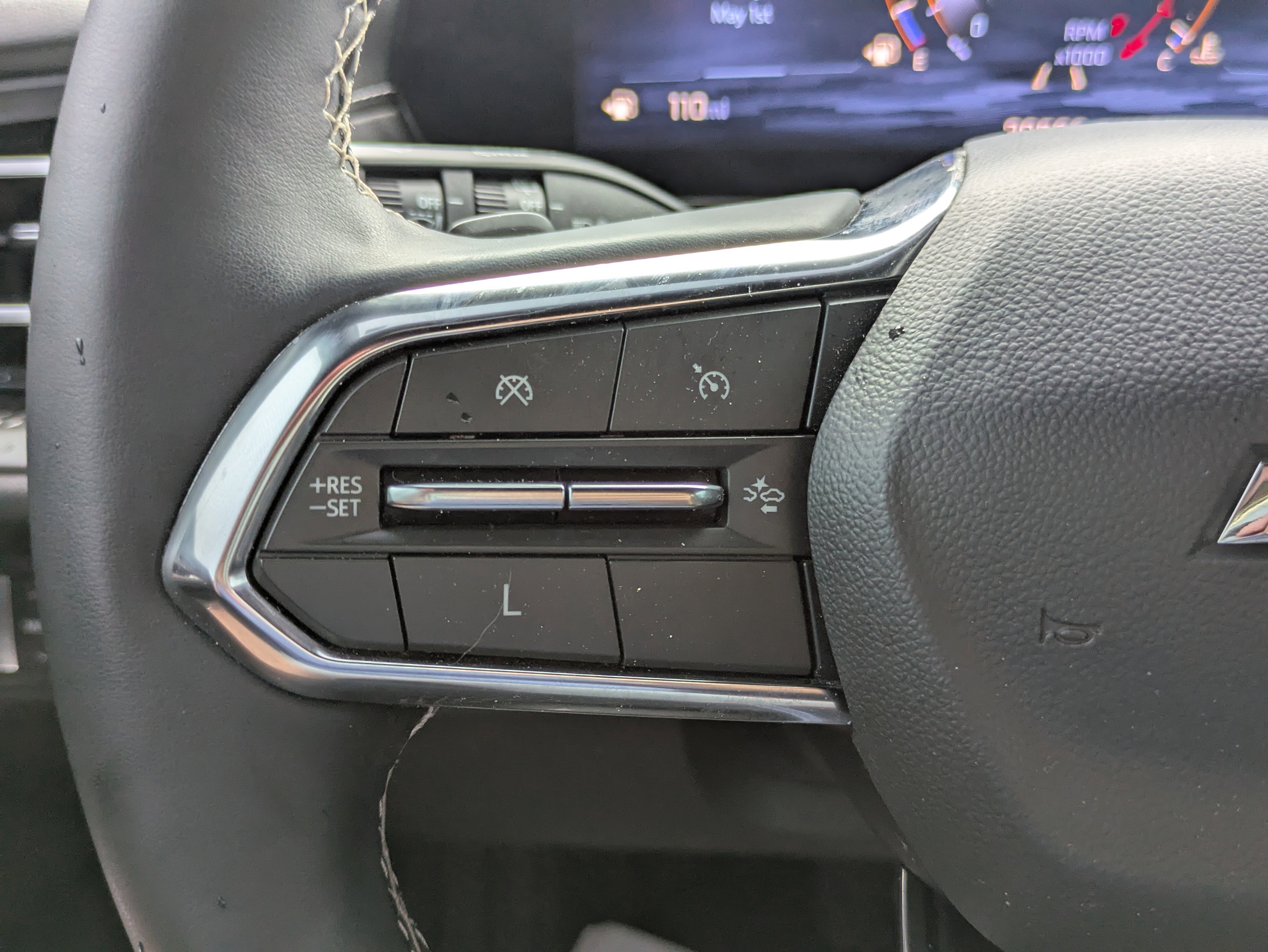 Used 2024 Chevrolet Traverse LS FWD image 20