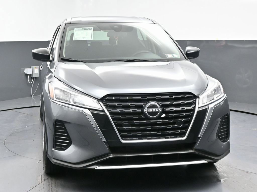 Used 2025 Nissan Kicks Play S image 4