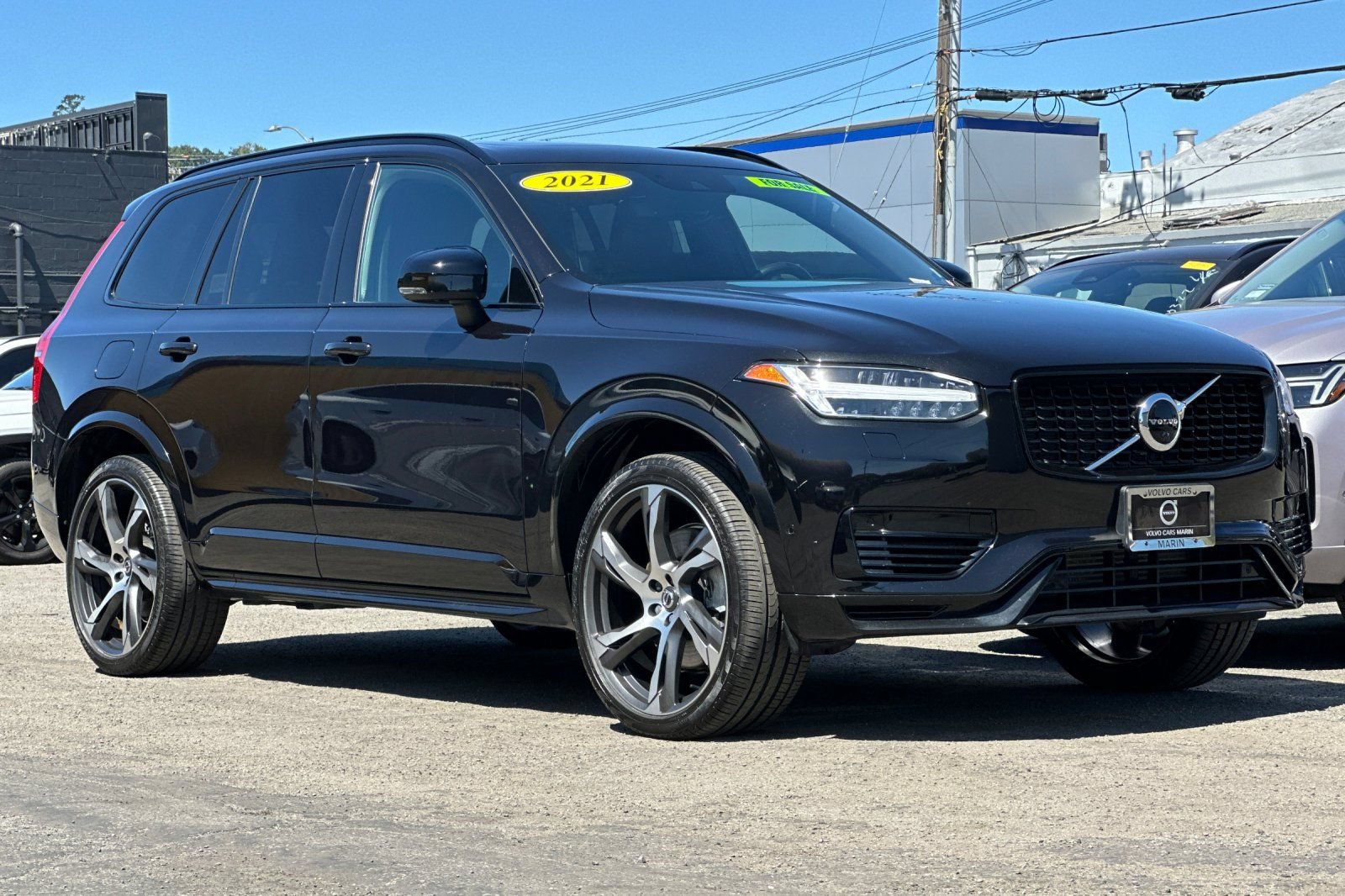 Used 2021 Volvo XC90 T8 R-Design w/ Advanced Package AWD/4WD image 9