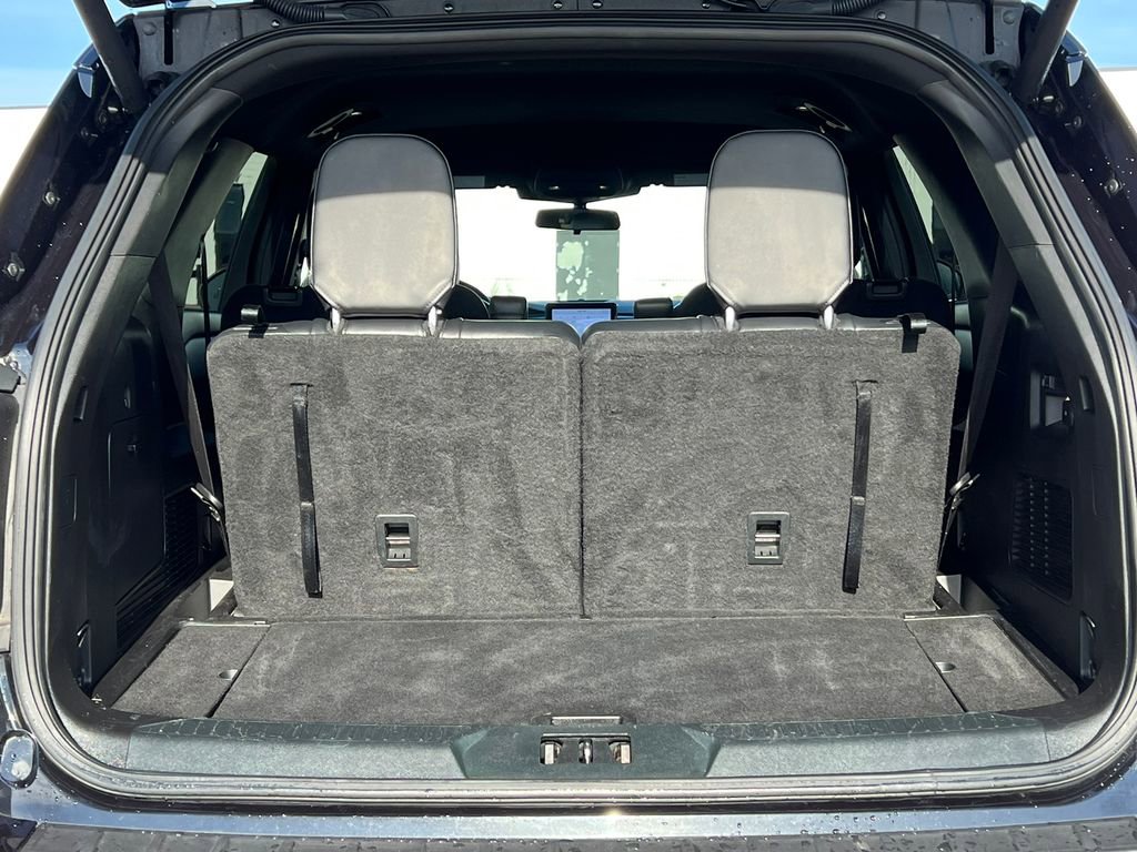 Used 2020 Ford Explorer XLT w/ Equipment Group 202A image 38