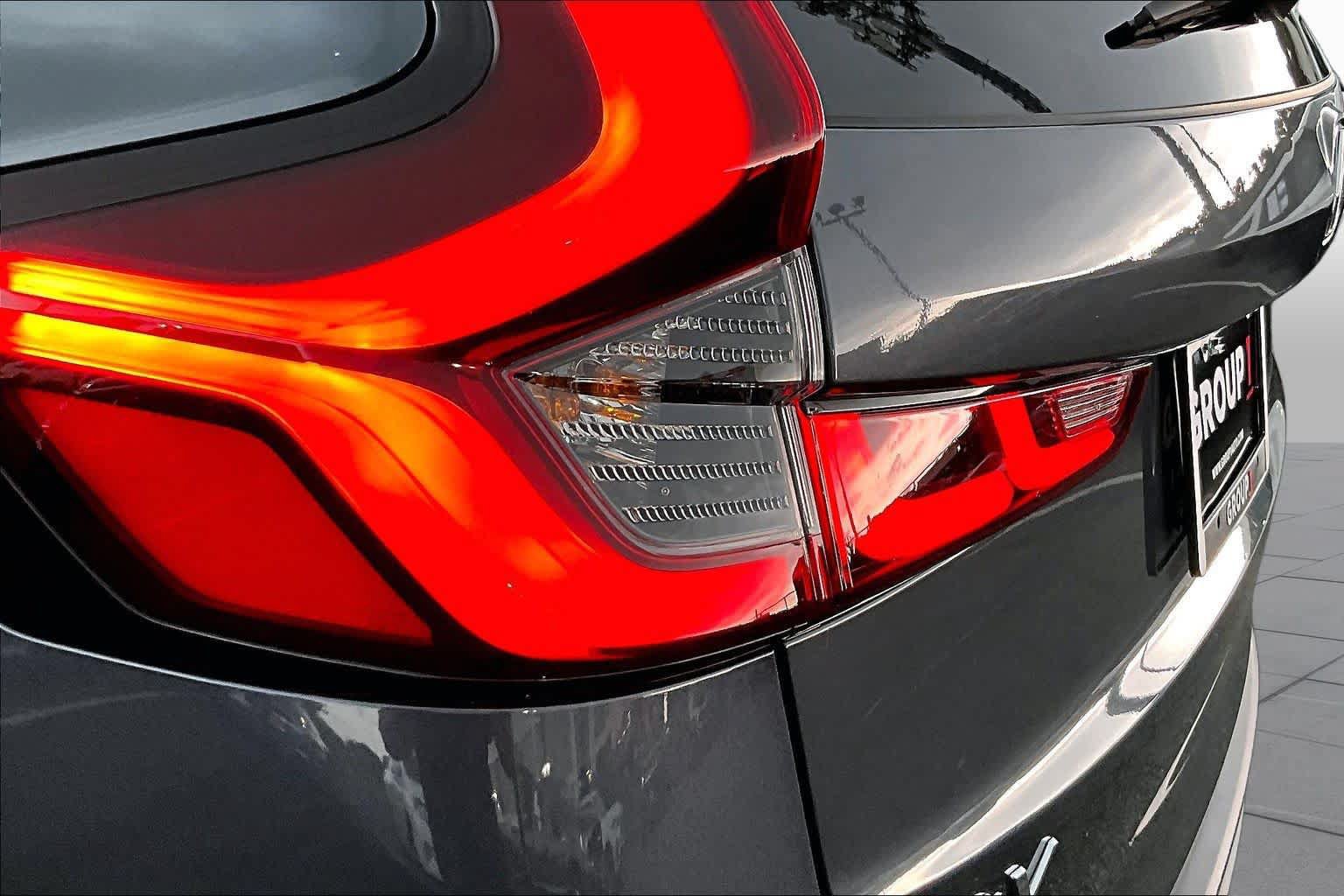 Used 2025 Honda CR-V Sport image 28