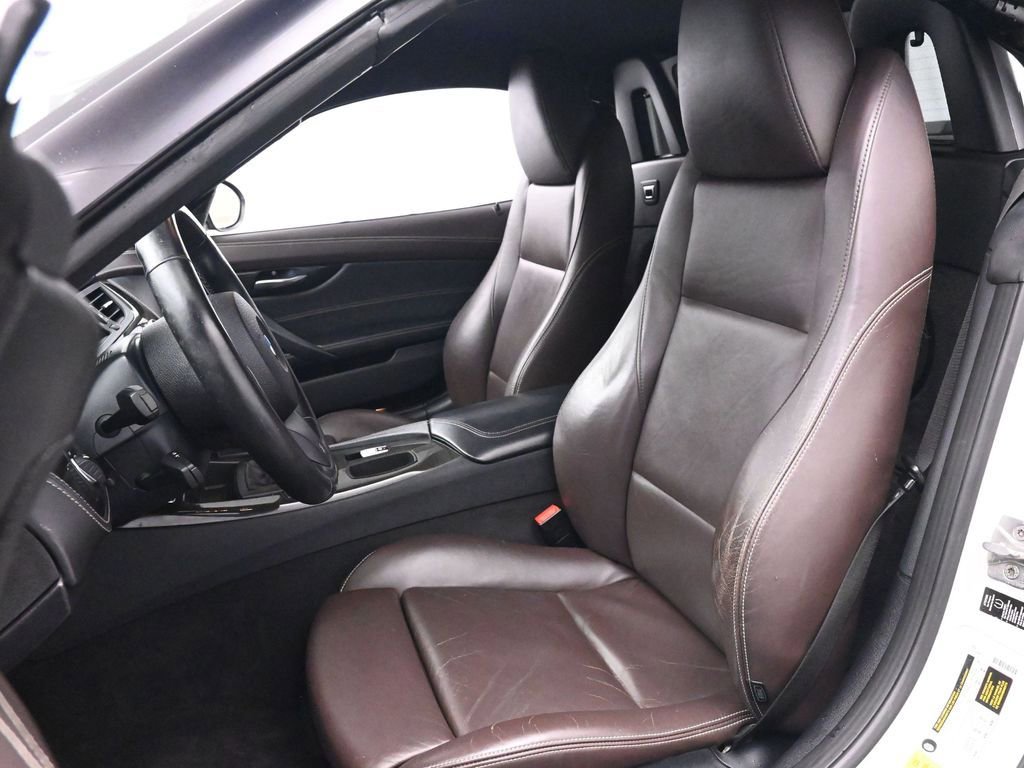 Used 2012 BMW Z4 sDrive28i image 13