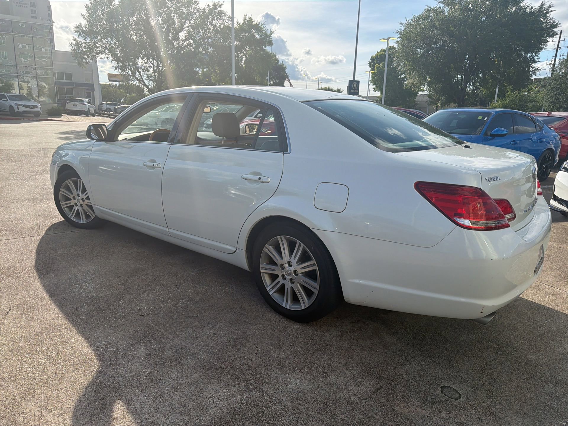 Used 2006 Toyota Avalon Limited FWD image 7