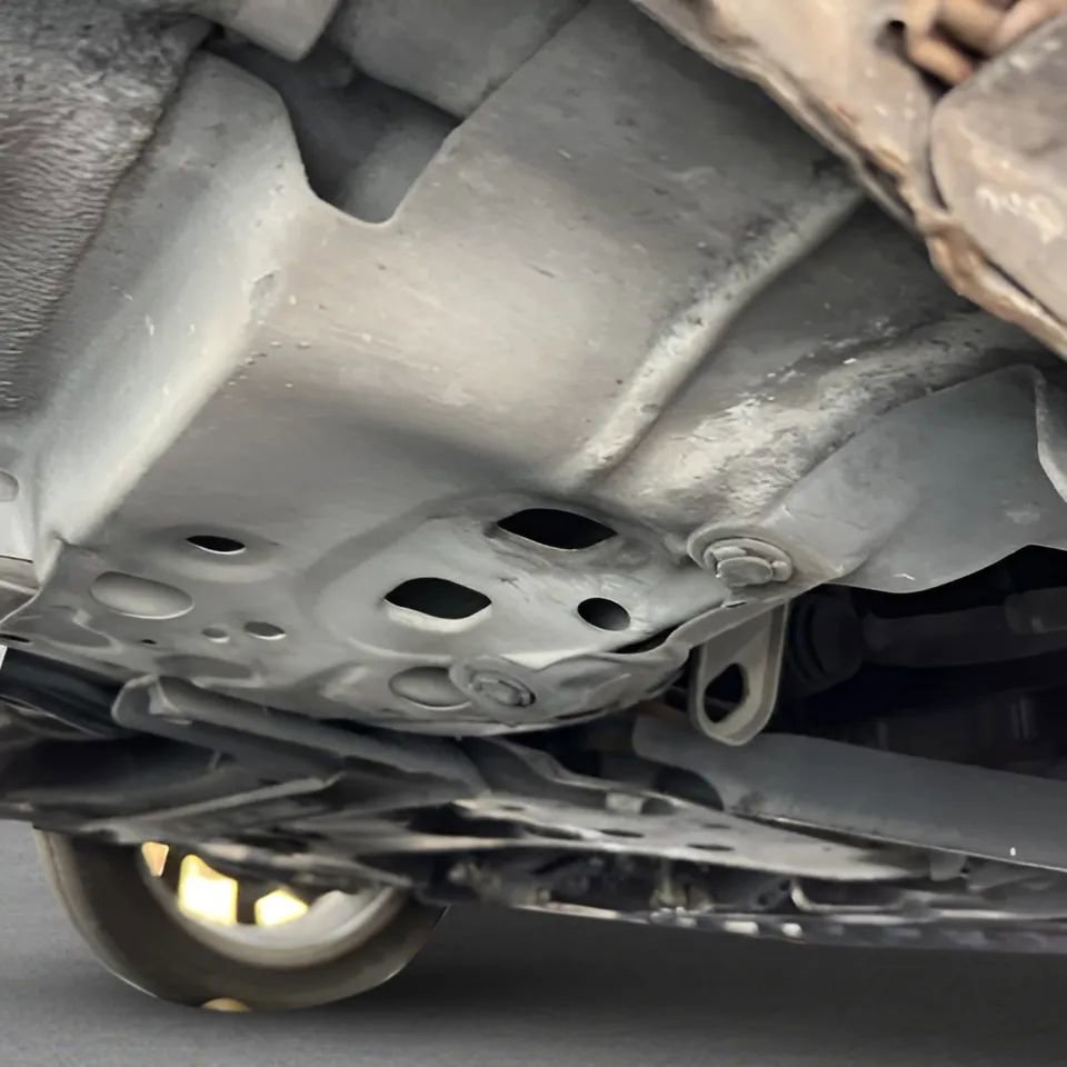 Used 2013 Nissan Sentra SR w/ Driver Pkg FWD image 28