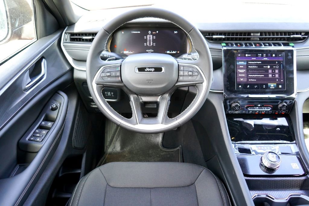 New 2026 Jeep Grand Cherokee Laredo RWD image 21