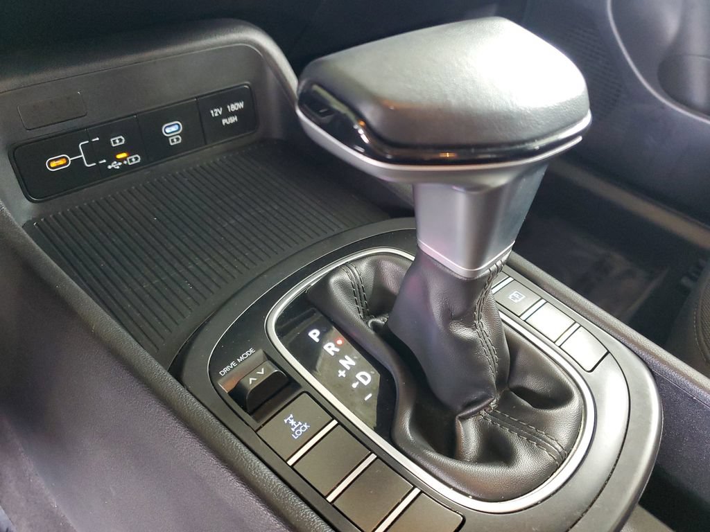 Used 2024 Hyundai Kona SEL AWD/4WD image 29