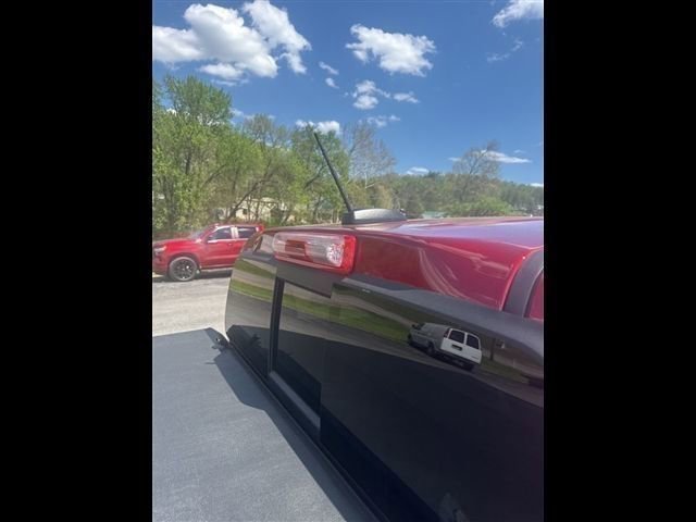 Used 2024 Chevrolet Colorado Z71 w/ Z71 Convenience Package 2 AWD/4WD image 11