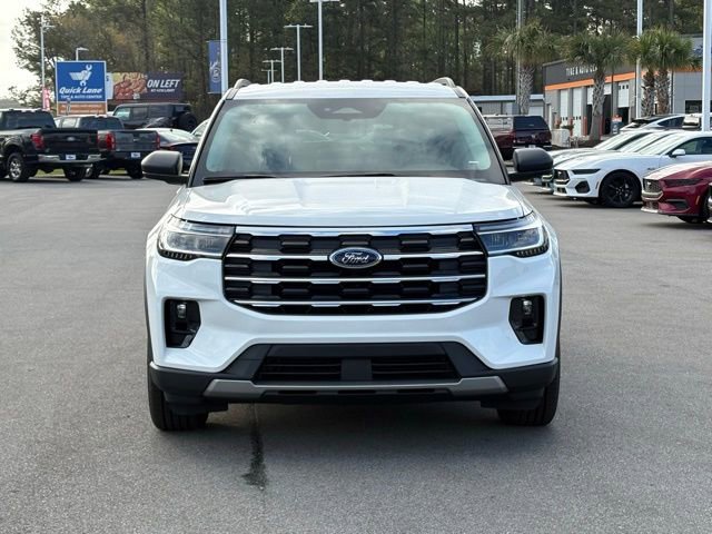 New 2026 Ford Explorer Active RWD image 8