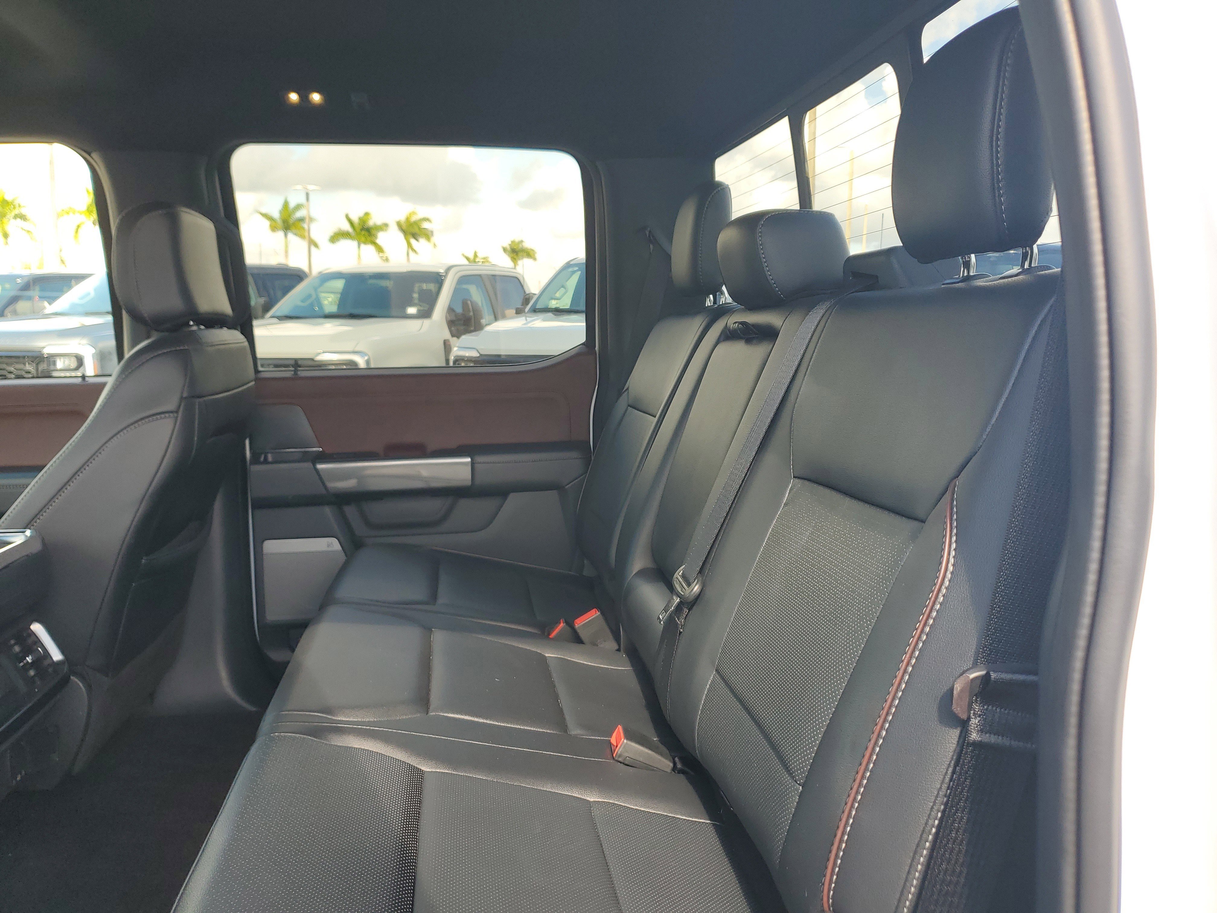 Used 2022 Ford F150 Lariat image 12