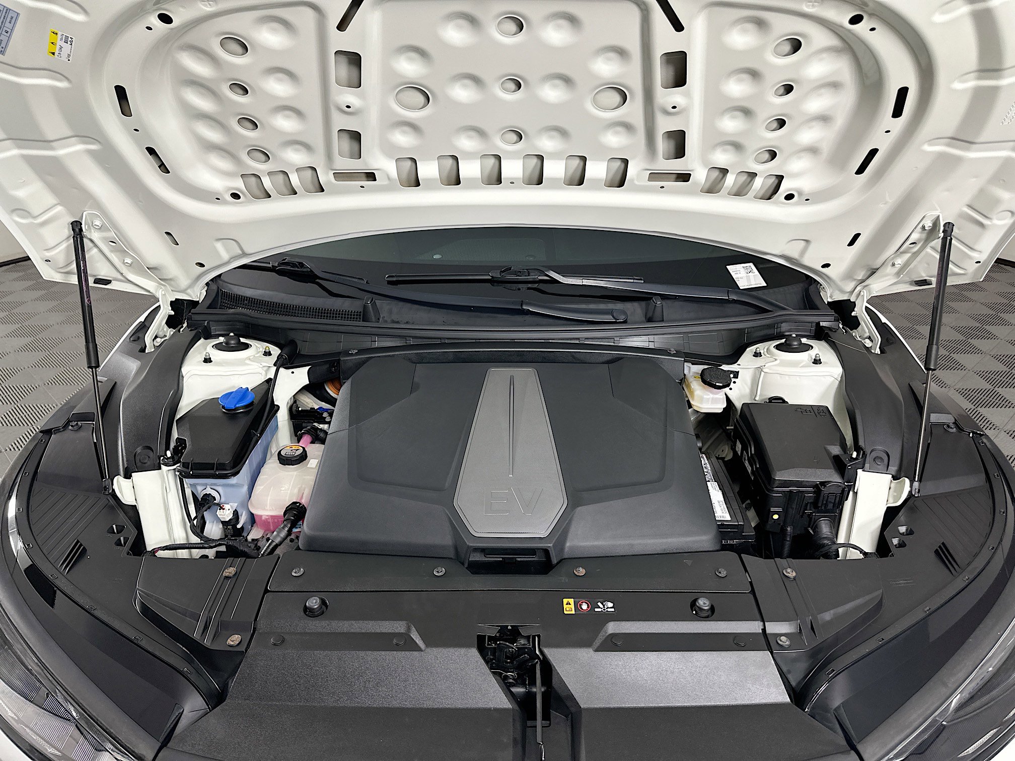 Used 2022 Kia EV6 Wind RWD image 34