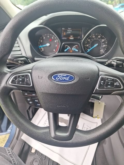 Used 2018 Ford Escape SE w/ SE Sync 3 Package AWD/4WD image 12