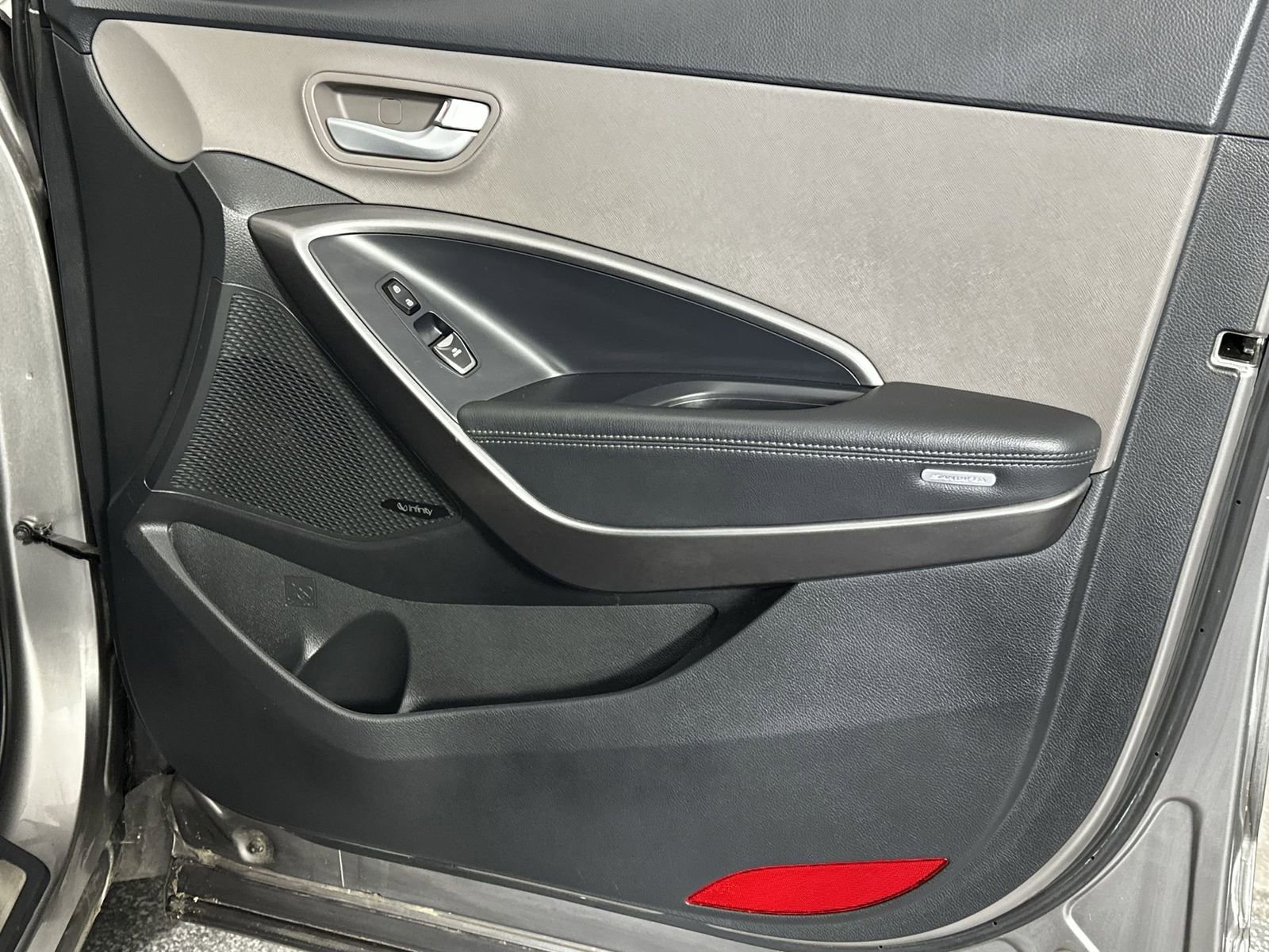 Used 2017 Hyundai Santa Fe Sport image 35