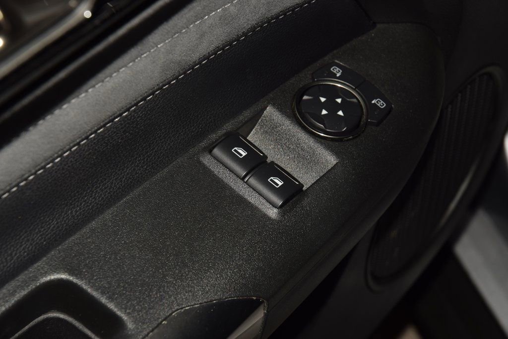 Used 2020 Ford Mustang Shelby GT350 w/ Technology Package image 44