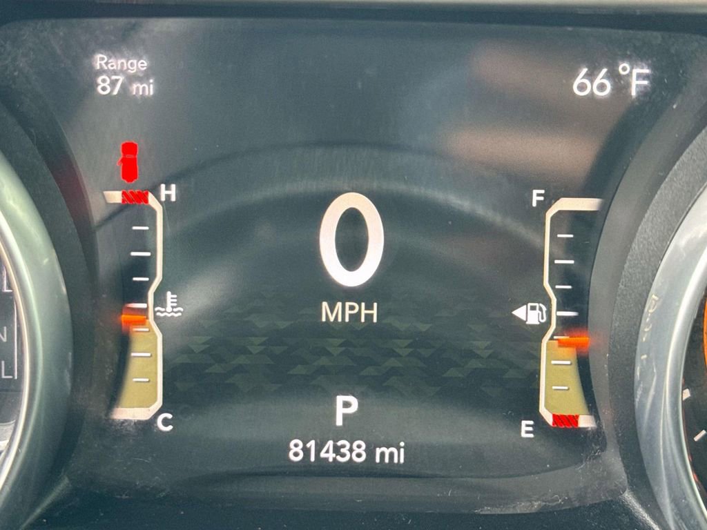 Used 2019 Jeep Wrangler Unlimited Sahara image 29