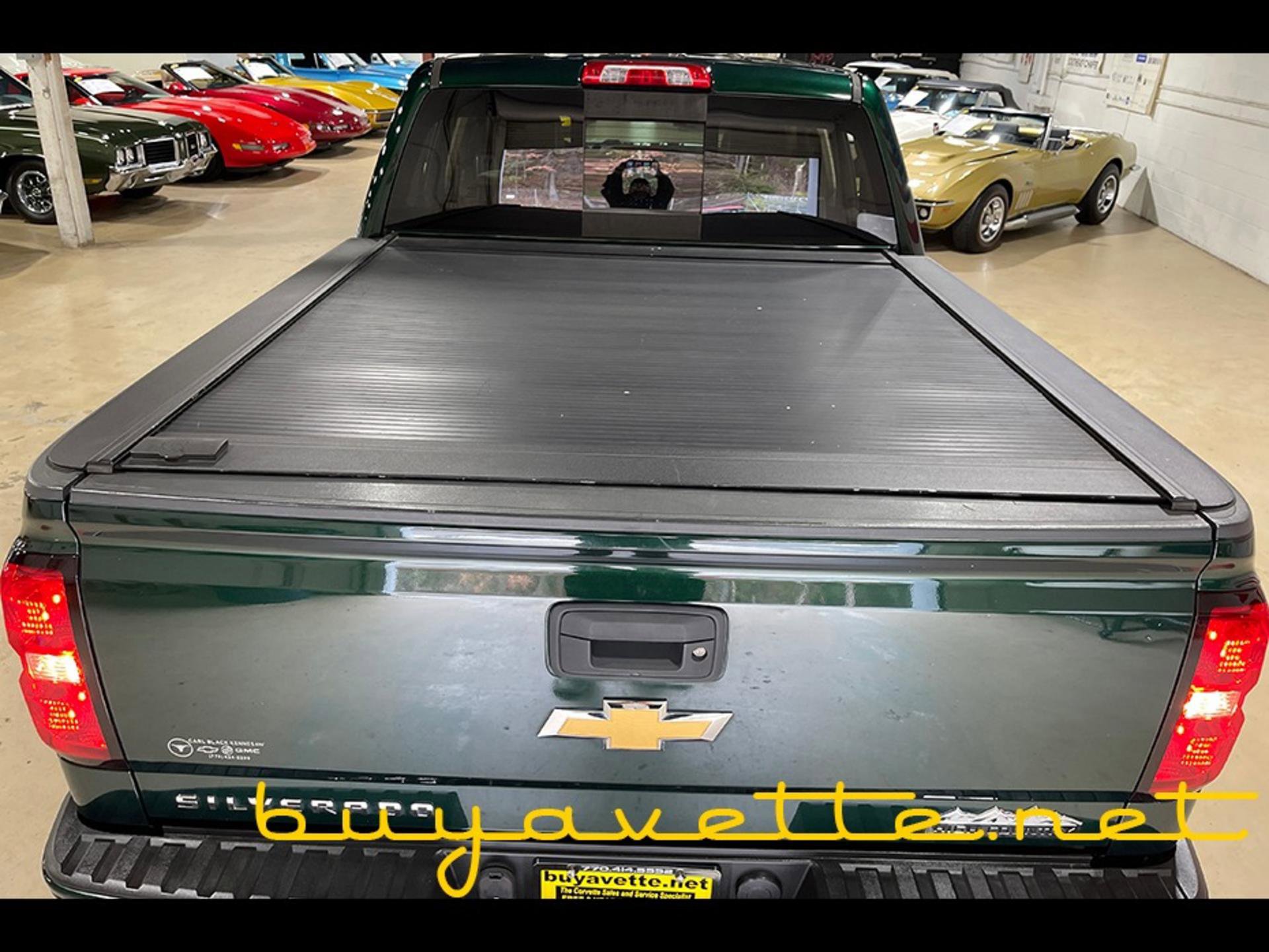 Used 2015 Chevrolet Silverado 1500 High Country w/ High Country Premium Package image 27