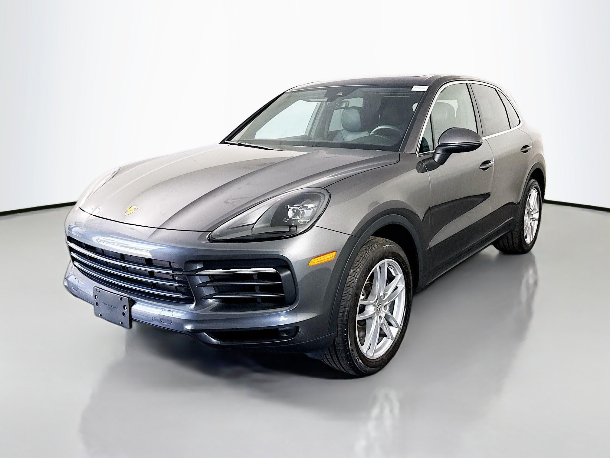 Used 2023 Porsche Cayenne AWD/4WD image 4