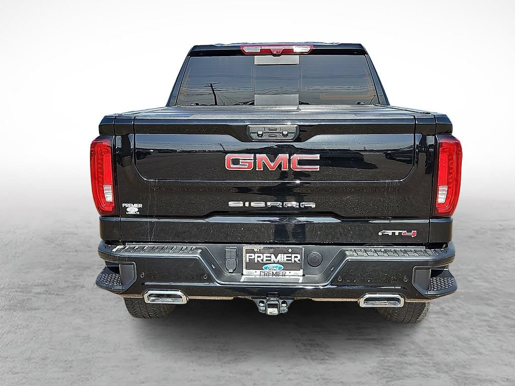 Used 2025 GMC Sierra 1500 AT4 w/ AT4 Premium Package AWD/4WD image 9