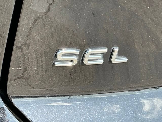 Used 2024 Volkswagen Atlas Cross Sport SEL Premium R-Line AWD/4WD image 10