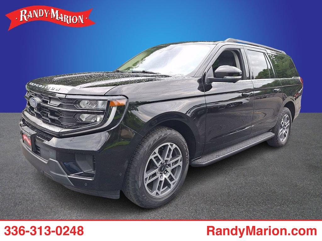 Used 2025 Ford Expedition Max Active AWD/4WD image 1
