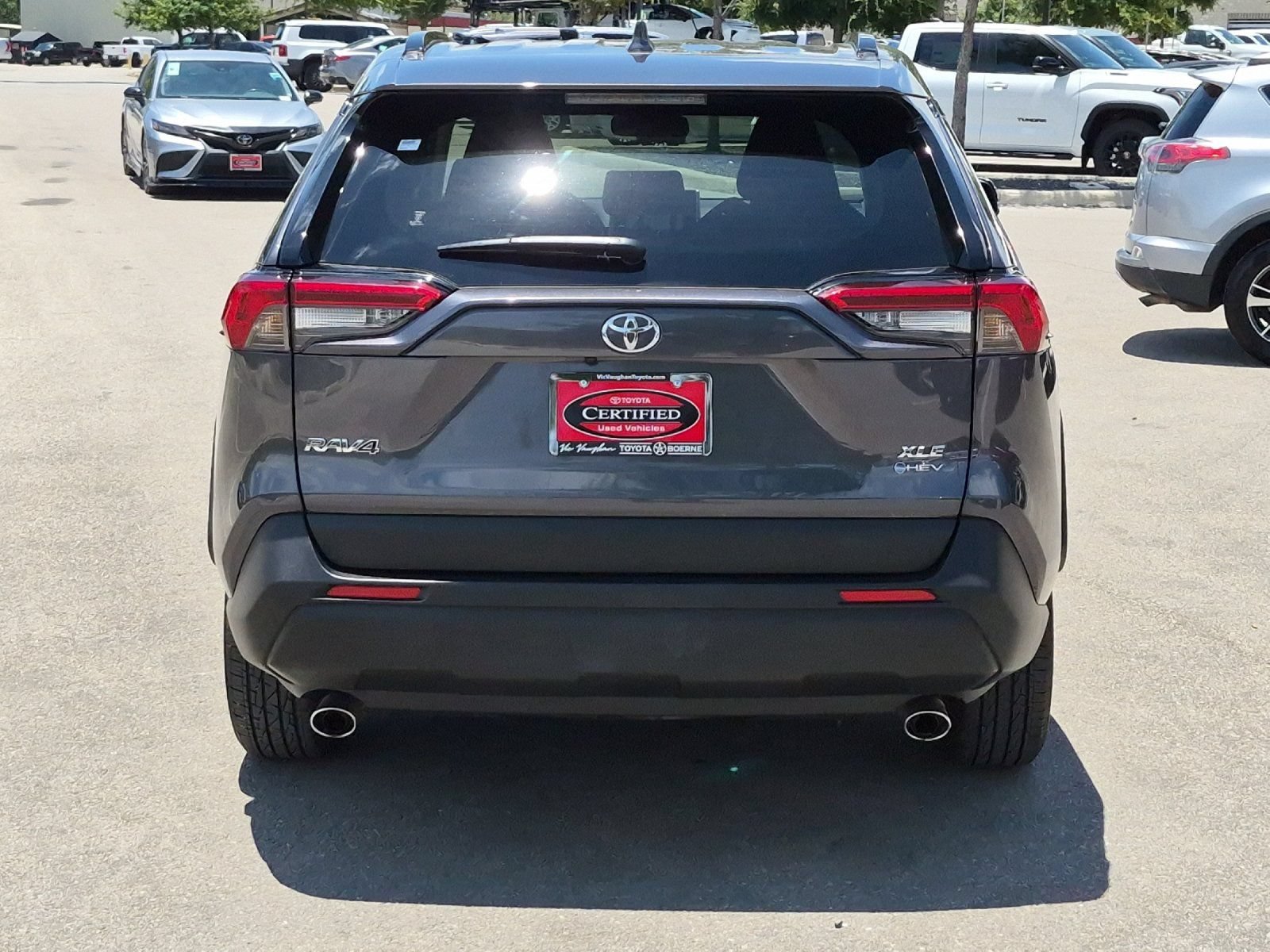 Used 2025 Toyota RAV4 XLE AWD/4WD image 4