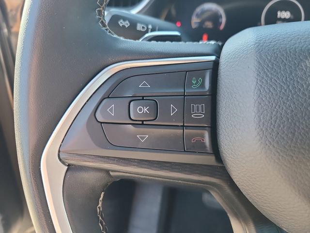 Used 2023 Jeep Grand Cherokee L Laredo image 35