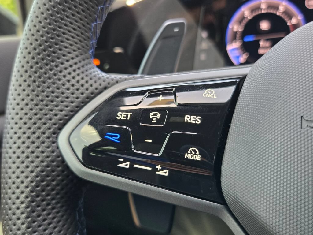 Certified 2026 Volkswagen Golf w/ Euro Style Package AWD/4WD image 21
