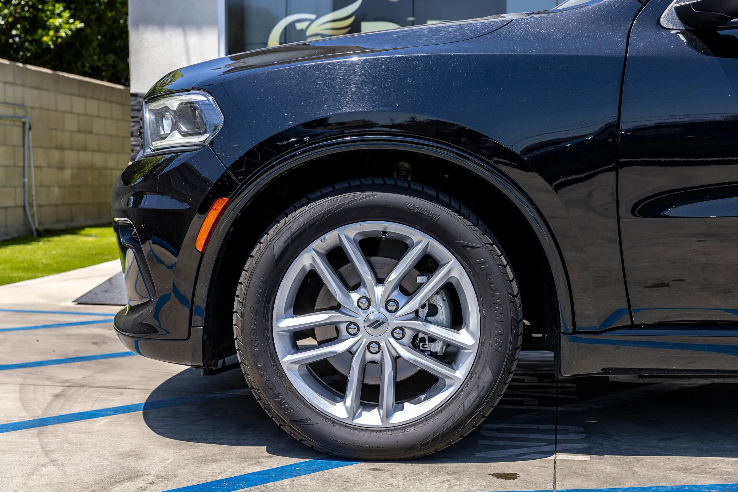 Used 2024 Dodge Durango GT RWD image 40