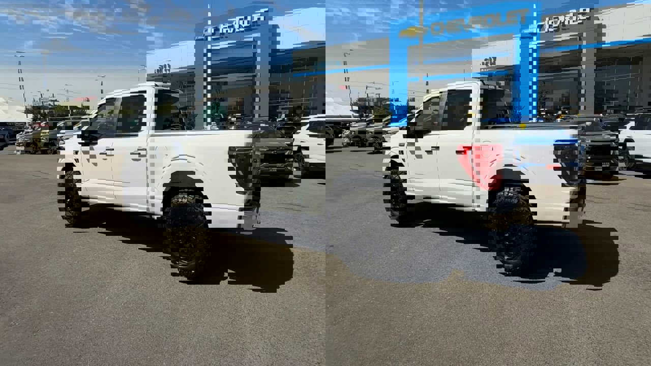 Used 2023 Ford F150 XLT AWD/4WD image 5