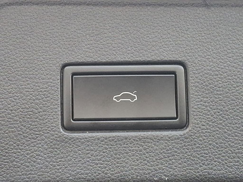 Used 2019 Volkswagen Atlas SEL image 29