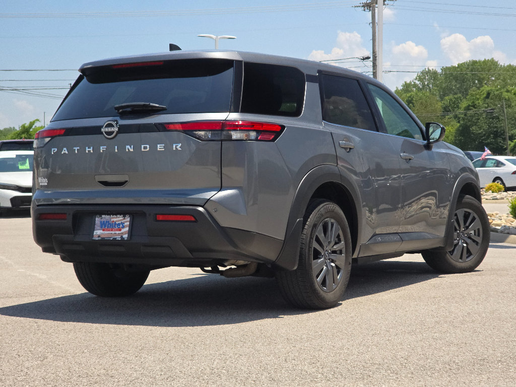 Used 2023 Nissan Pathfinder S FWD image 8