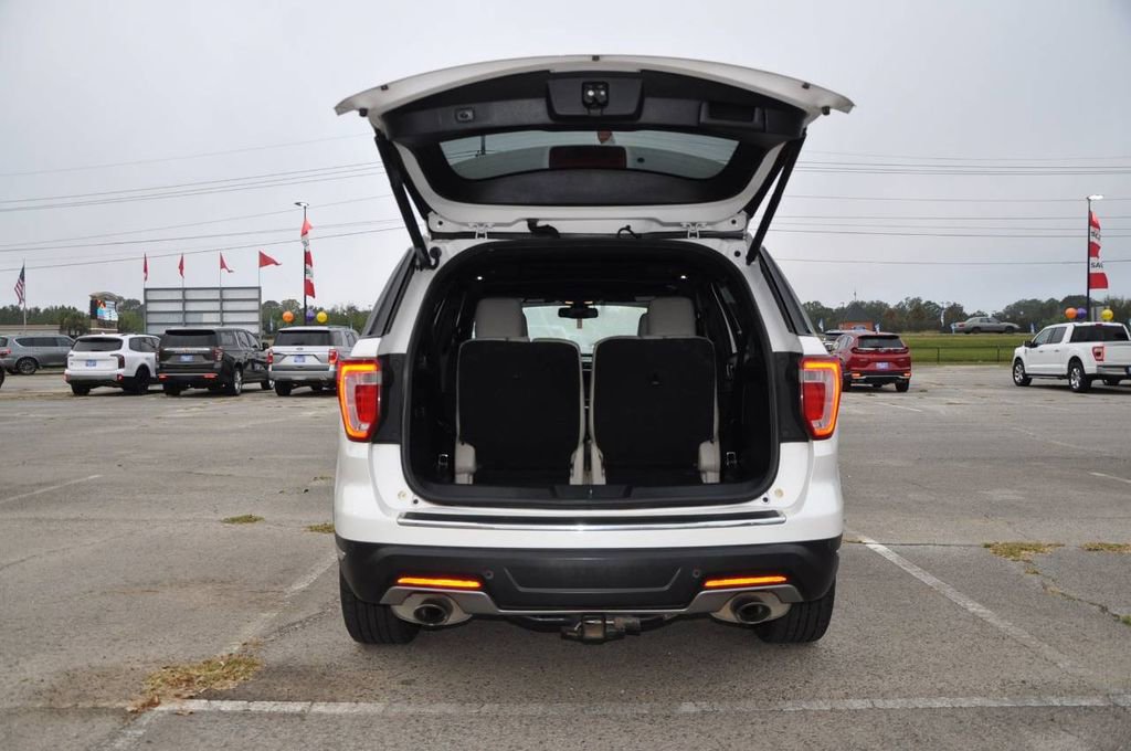 Used 2018 Ford Explorer Limited w/ Equipment Group 301A image 23