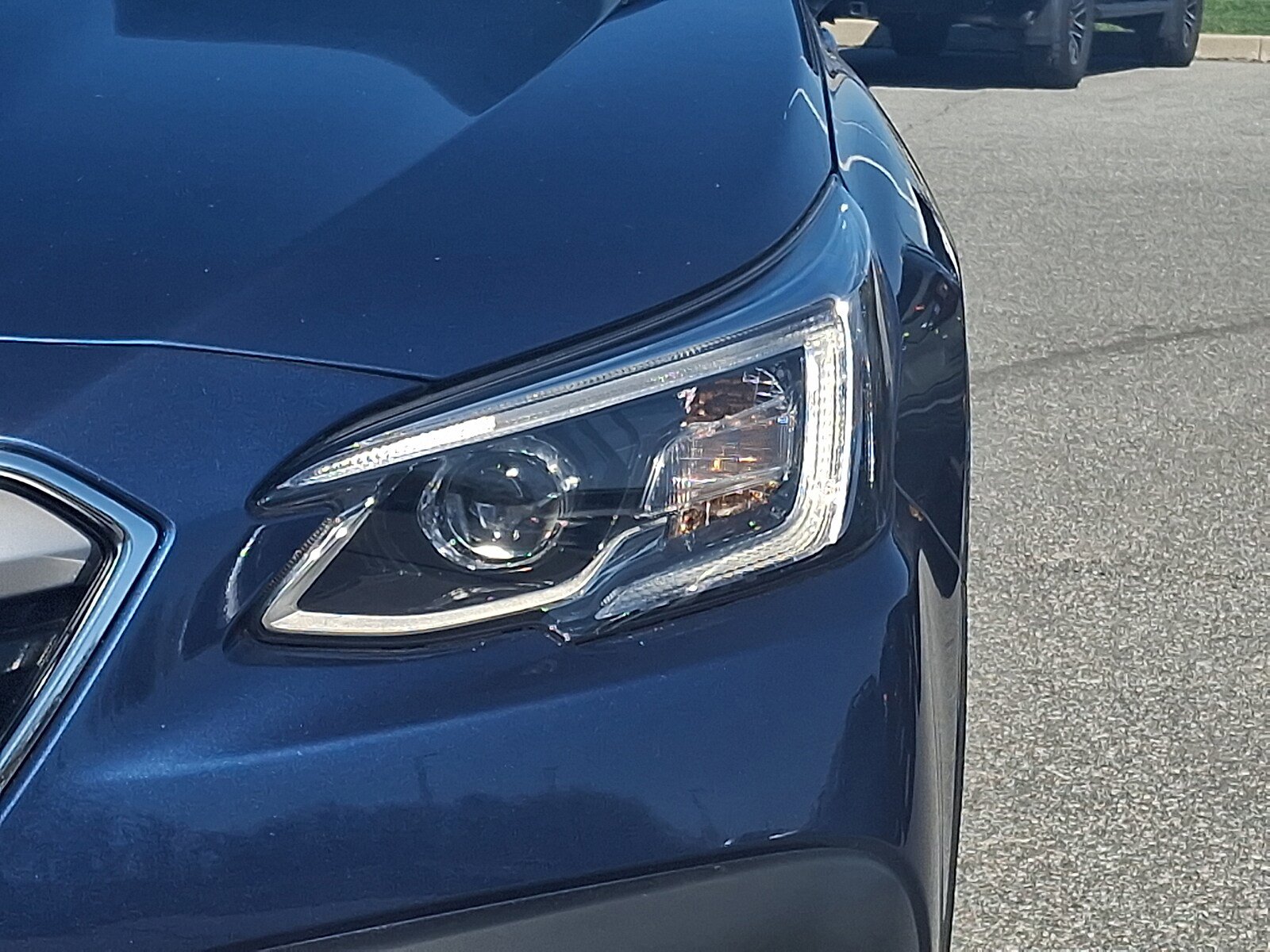 Used 2022 Subaru Outback Limited image 9