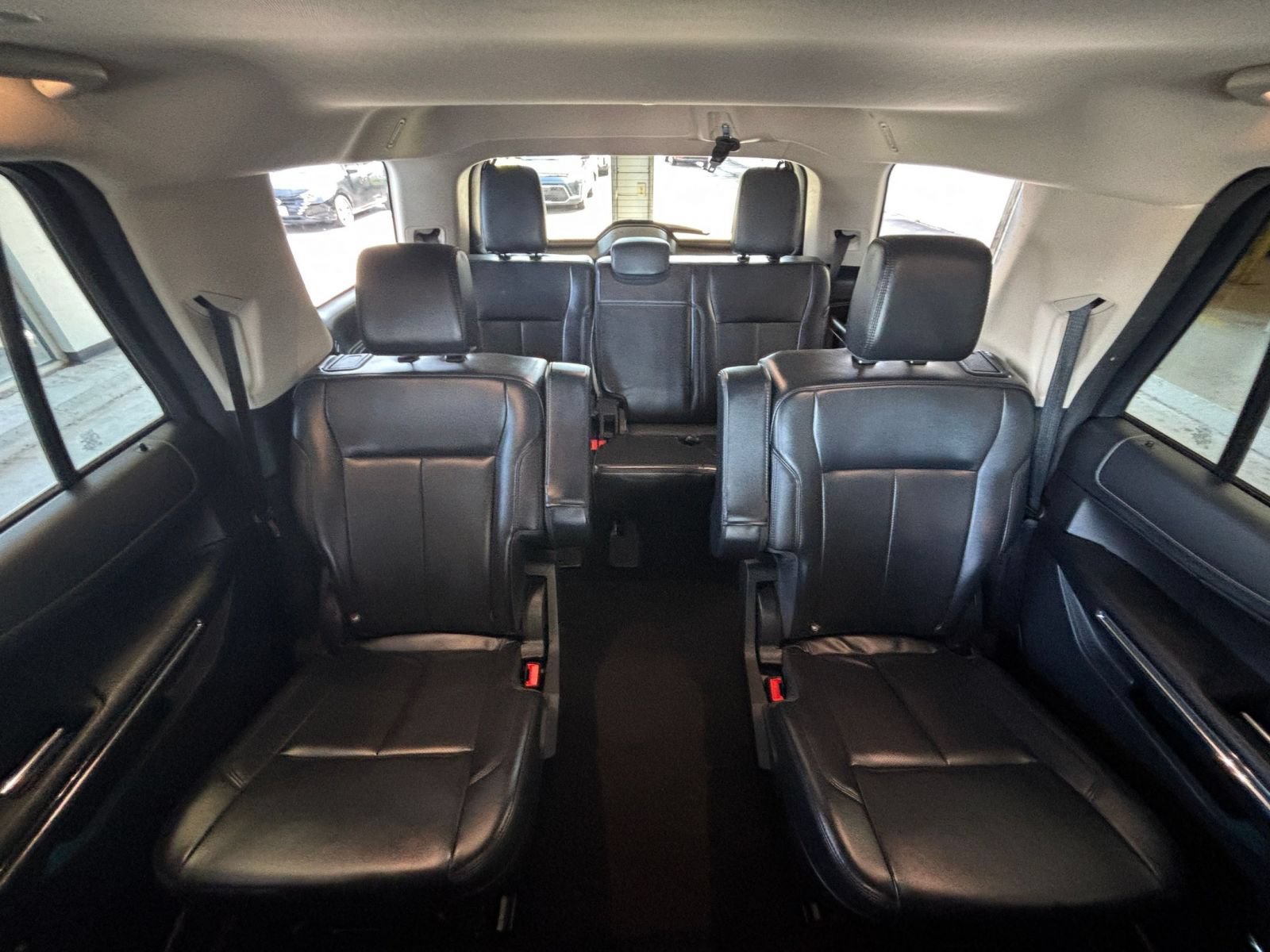 Used 2023 Ford Expedition XLT RWD image 41