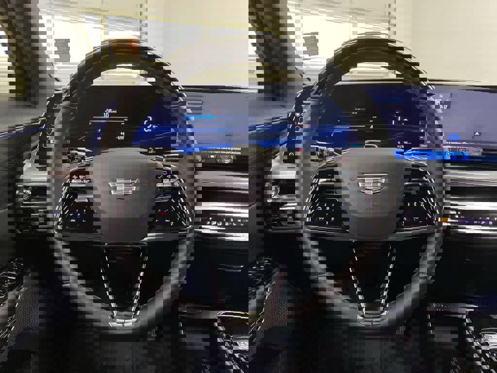 Certified 2024 Cadillac Lyriq Luxury w/ LPO, Floor Liner Package image 20