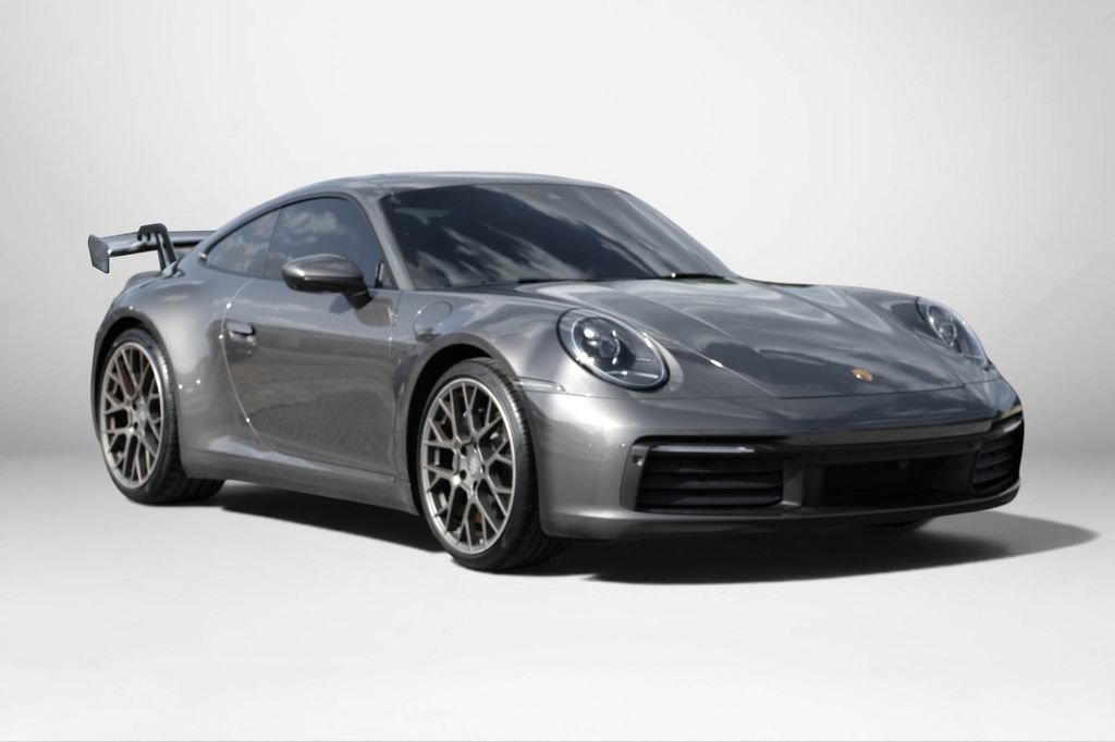 Used 2023 Porsche 911 Carrera RWD image 4