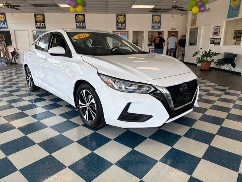 Used 2021 Nissan Sentra SV image 1