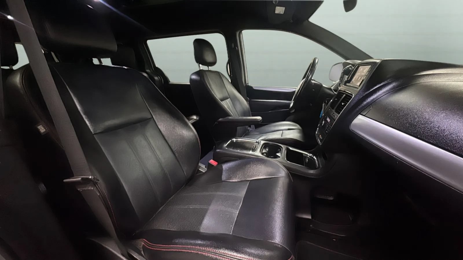 Used 2019 Dodge Grand Caravan GT FWD image 21