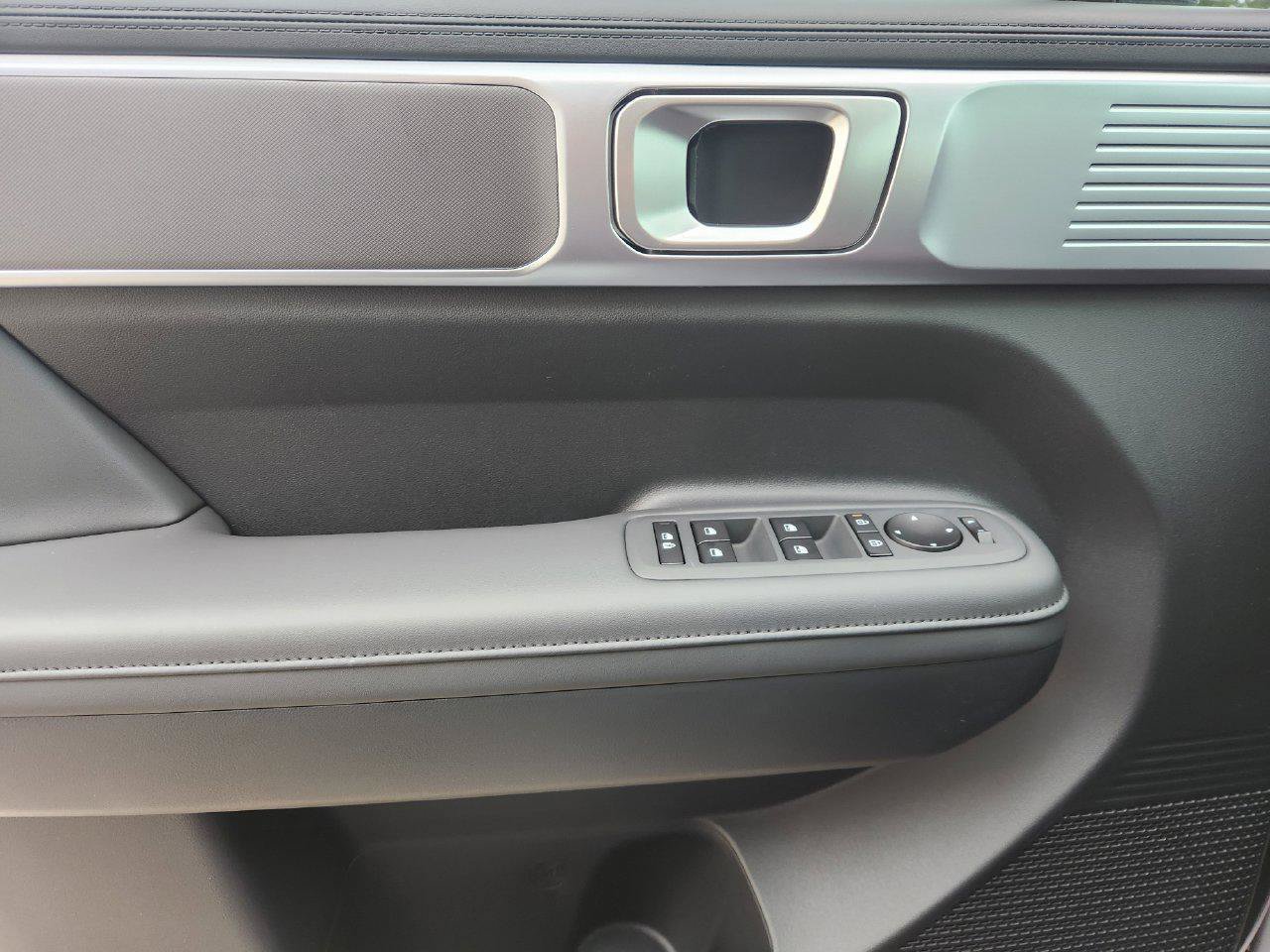 New 2026 Hyundai Santa Fe SEL FWD image 21