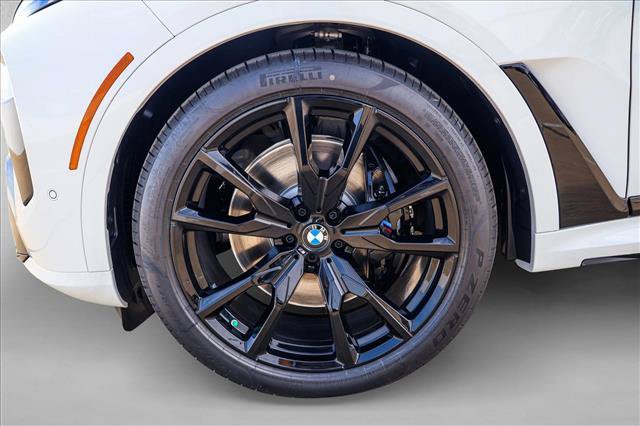 New 2027 BMW X7 xDrive40i w/ M Sport Package AWD/4WD image 9
