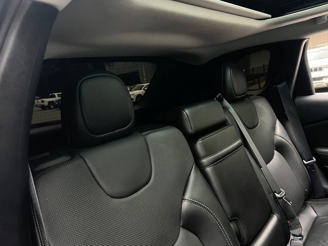 Used 2019 Jeep Cherokee Limited image 33
