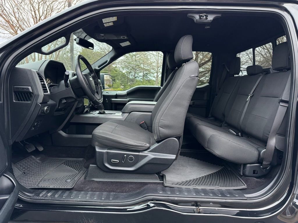 Used 2015 Ford F150 XLT w/ Equipment Group 302A Luxury AWD/4WD image 17