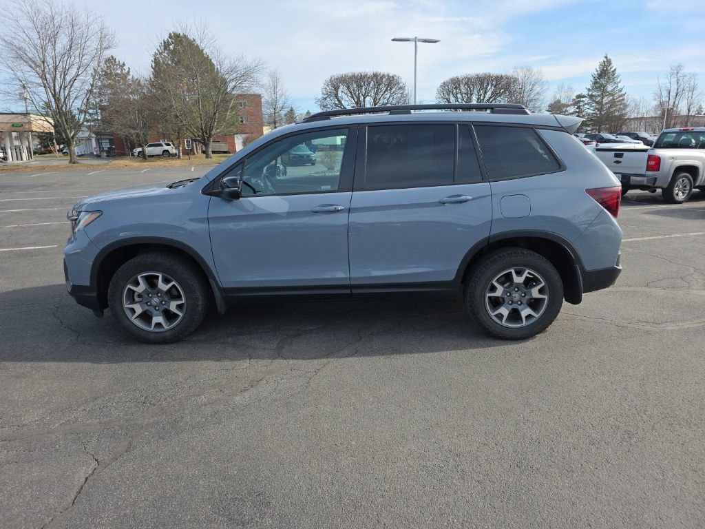 Used 2023 Honda Passport TrailSport image 4